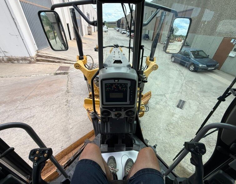 CATERPILLAR  140M3 ***MATRICULADA***